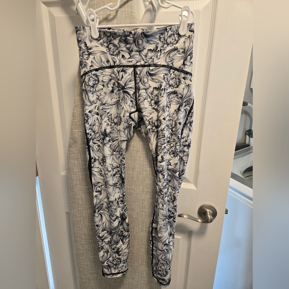 LULULEMON TRAIN TIMES 7/8 25” LEGGINGS